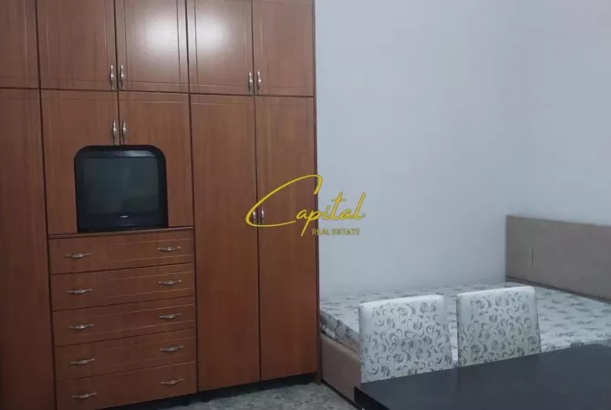 Shtepi ne shitje Garsoniere ne Tirane - 7,500,000 Leke