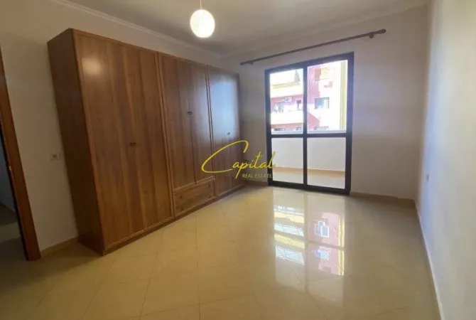 Casa in affitto 1+1 a Tirana - 35,000 Leke
