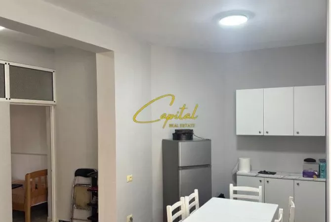 Shtepi me qera 2+1 ne Tirane - 55,000 Leke