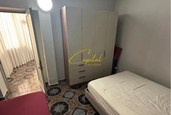 Shtepi me qera Apartament ne Tirane, 2+1, Mobilimi E mobiluar, Pagesa 55,000  Leke.