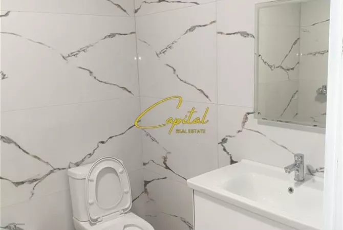 Ambient biznesi me qera 3+1 ne Tirane - 900 Euro
