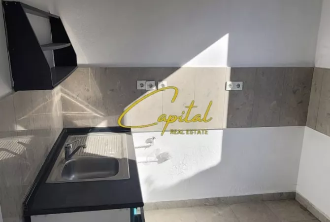 Ambient biznesi me qera 3+1 ne Tirane - 1,500 Euro