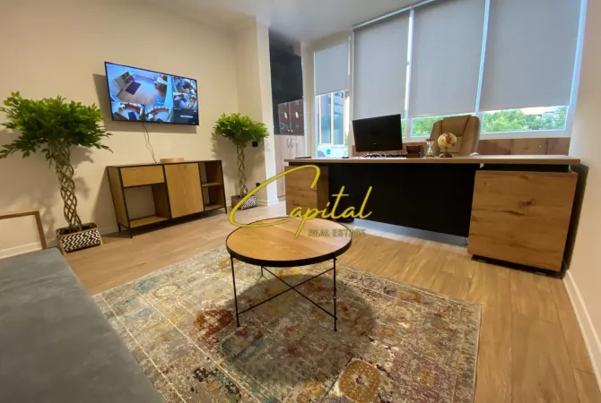 Ambient biznesi me qera 3+1 ne Tirane - 1,850 Euro