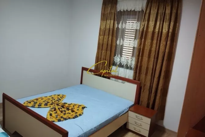Shtepi me qera 2+1 ne Tirane - 35,000 Leke