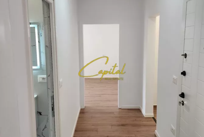 Shtepi ne shitje Apartament ne Tirane, 1+1, Mobilimi Bosh, pa mobiluar, Pagesa 95,000  Euro.