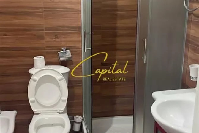 Shtepi me qera Apartament ne Tirane, 2+1, Mobilimi E mobiluar, Pagesa 45,000  Leke.