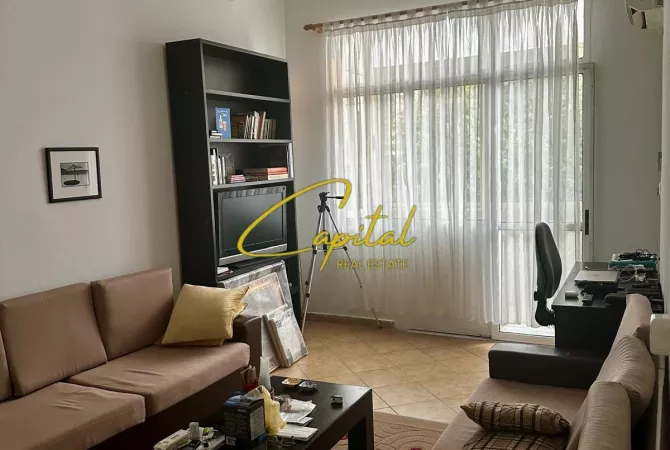 Shtepi ne shitje 1+1 ne Tirane - 185,000 Euro