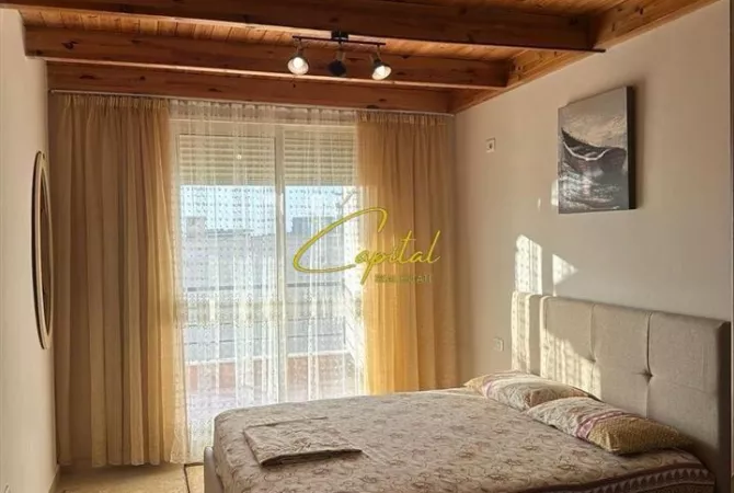 Shtepi me qera Apartament ne Tirane, 2+1, Mobilimi E mobiluar, Pagesa 55,000  Leke.