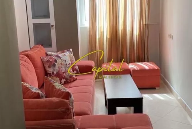 Shtepi me qera 1+1 ne Tirane - 42,000 Leke