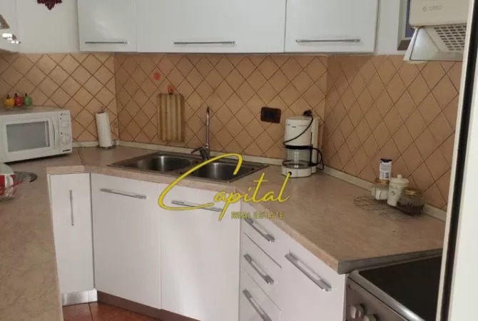 Shtepi me qera 2+1 ne Tirane - 600 Euro