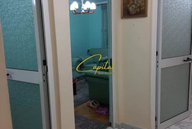 Shtepi me qera Apartament ne Tirane, 2+1, Mobilimi E mobiluar, Pagesa 600  Euro.