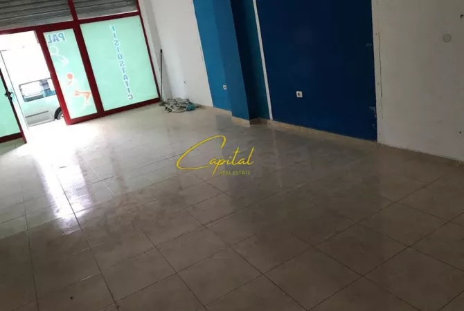 Ambjent biznesi me qera 1+1 ne Tirane - 330 Euro