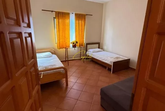 Shtepi me qera 2+1 ne Tirane - 45,000 Leke