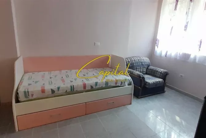 Shtepi me qera 2+1 ne Tirane - 50,000 Leke