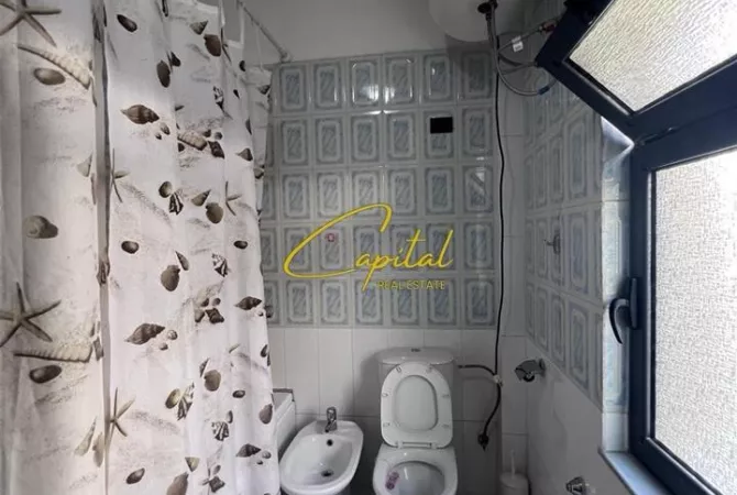 Shtepi me qera Apartament ne Tirane, 2+1, Mobilimi E mobiluar, Pagesa 450  Euro.