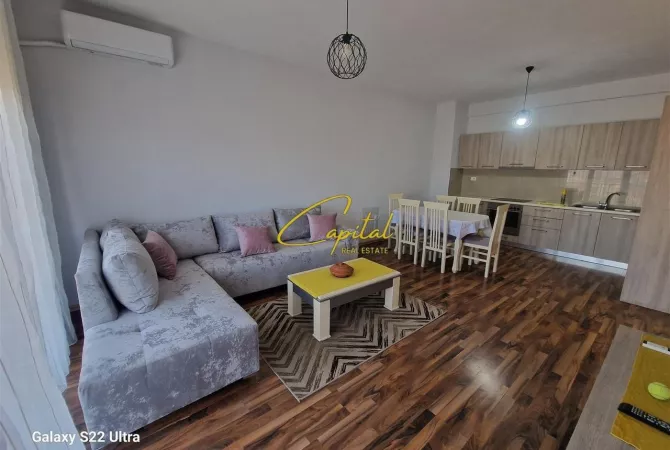 Shtepi me qera 2+1 ne Tirane - 65,000 Leke