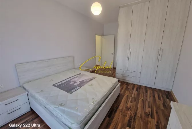 Shtepi me qera Apartament ne Tirane, 2+1, Mobilimi E mobiluar, Pagesa 65,000  Leke.