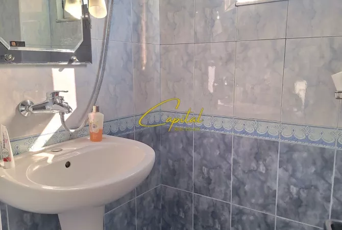 Shtepi me qera Apartament ne Tirane, 3+1, Mobilimi E mobiluar, Pagesa 700  Euro.