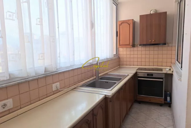 Shtepi me qera 3+1 ne Tirane - 700 Euro