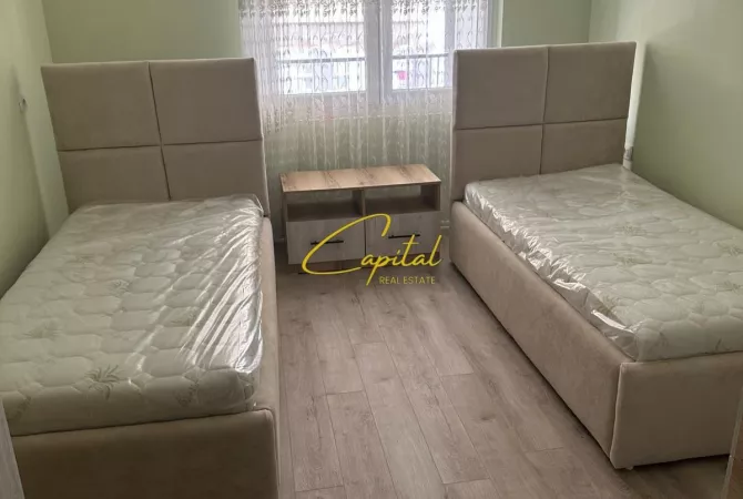 Shtepi me qera Apartament ne Tirane, 2+1, Mobilimi E mobiluar, Pagesa 60,000  Leke.