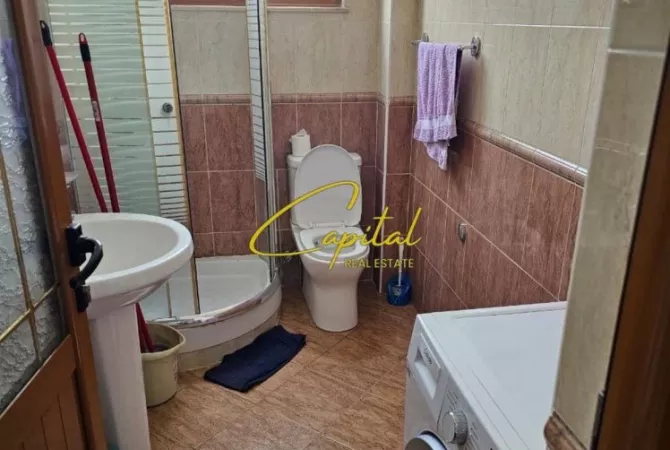 Shtepi me qera Apartament ne Tirane, 3+1, Mobilimi E mobiluar, Pagesa 55,000  Leke.