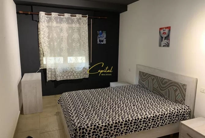 Shtepi me qera Apartament ne Tirane, 2+1, Mobilimi E mobiluar, Pagesa 60,000  Leke.