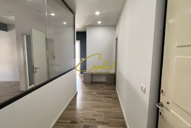 ZYRE ME QERA 110 M2 ISH BLLOKU 140.000 LEKE