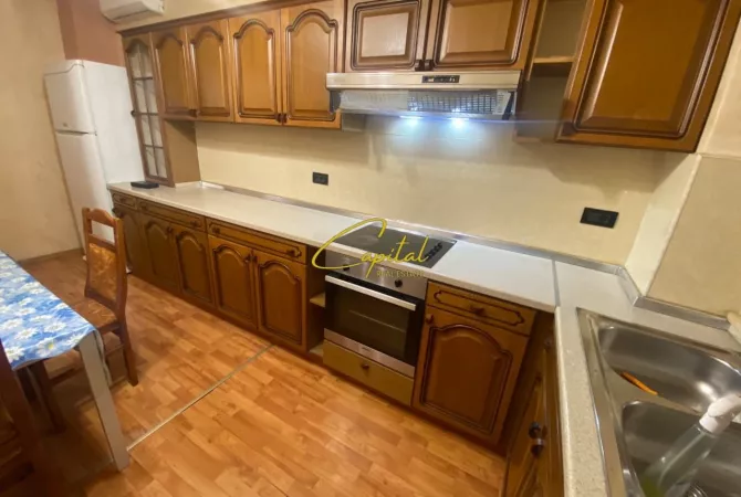 Shtepi me qera 3+1 ne Tirane - 700 Euro