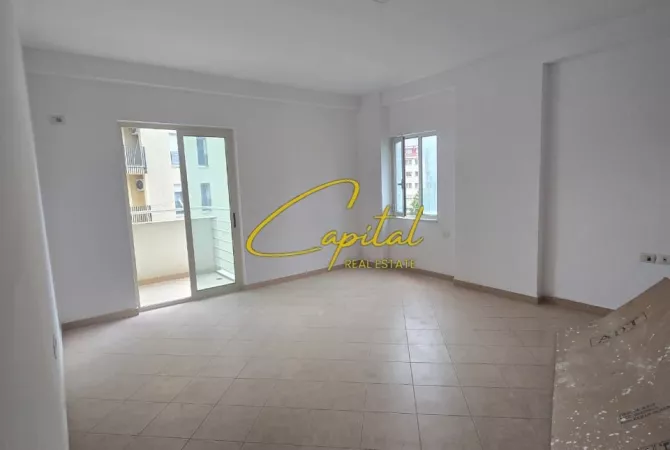 Shtepi me qera 3+1 ne Tirane - 800 Euro