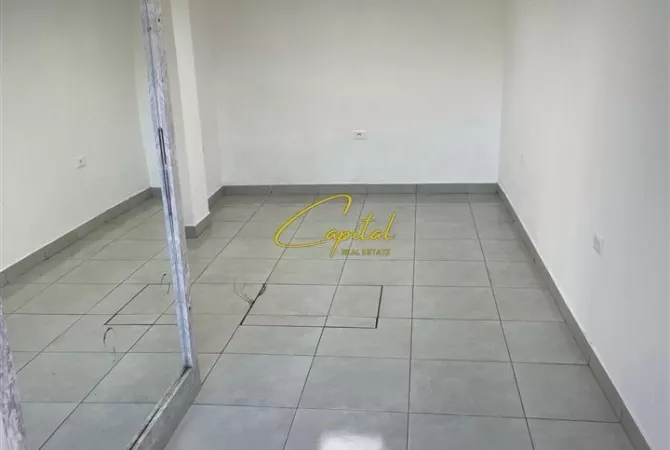 Business Property for Rent 3+1 in Tirana - 900 Euro