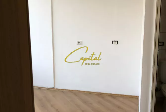 AMBIENT BIZNESI ME QERA 65 M2 QENDER 150.000 LEKE