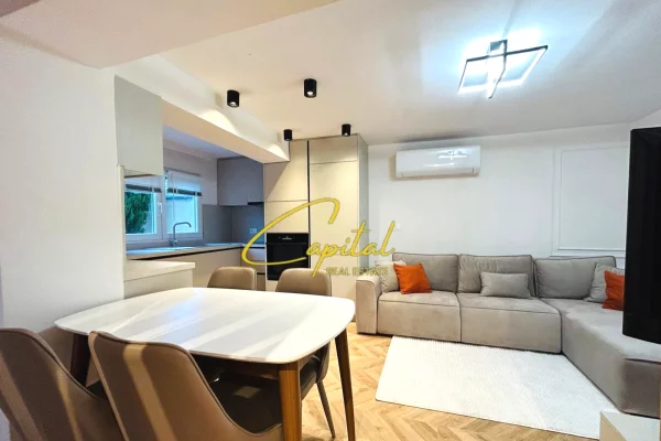 Shtepi me qera 2+1 ne Tirane - 700 Euro