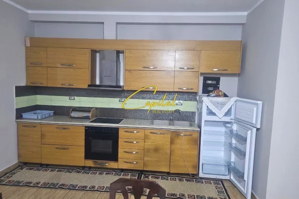 Shtepi me qera 2+1 ne Tirane - 35,000 Leke