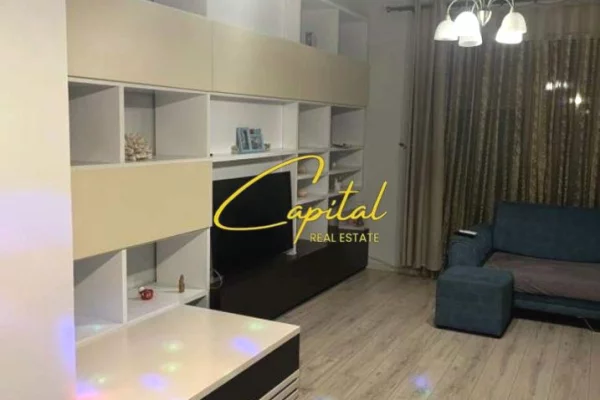 Shtepi me qera 2+1 ne Tirane - 550 Euro