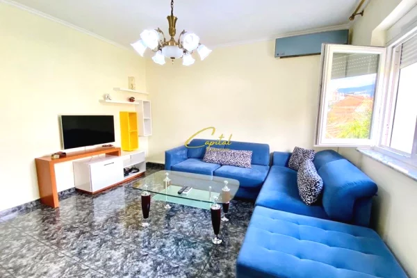 Shtepi me qera 2+1 ne Tirane - 650 Euro