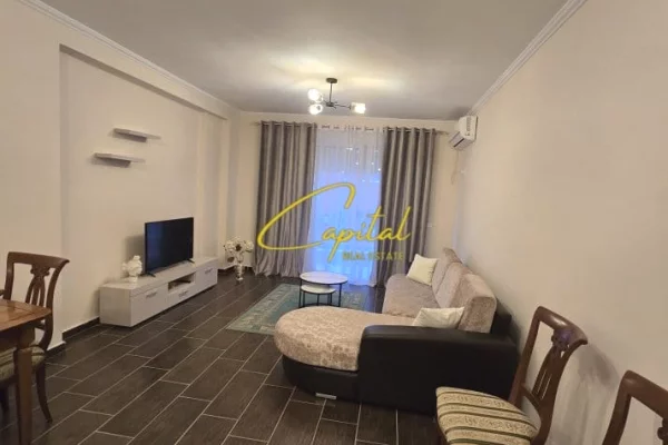 Shtepi me qera 2+1 ne Tirane - 500 Euro