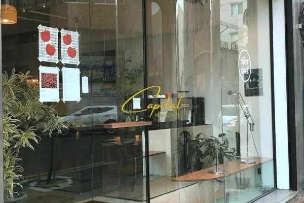 Business Property for Rent 1+1 in Tirana - 250,000 Leke