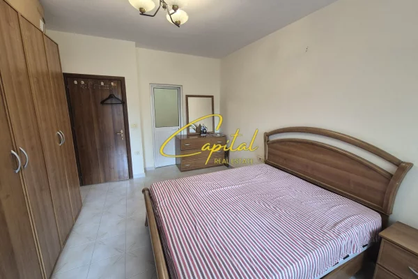 Shtepi me qera 2+1 ne Tirane - 650 Euro