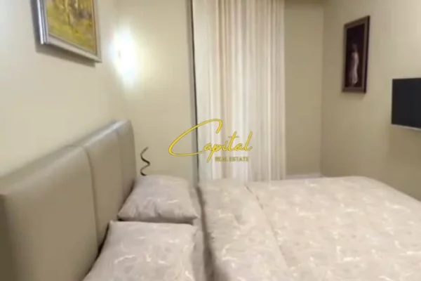 Shtepi me qera 2+1 ne Tirane - 1,200 Euro