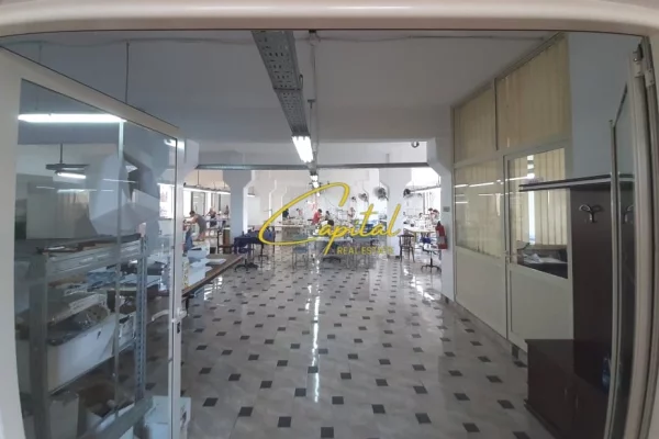 Ambient biznesi me qera 4+1 ne Tirane - 4,700 Euro