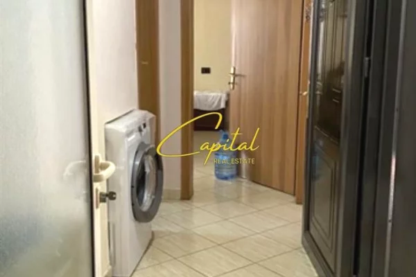 Shtepi ne shitje Apartament ne Tirane, 1+1, Mobilimi E mobiluar, Pagesa 8,000,000  Leke.