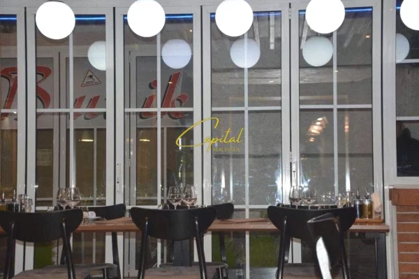 AMBIENT BIZNESI ME QERA 157 M2 RRUGA E DURRESIT 2000 EURO