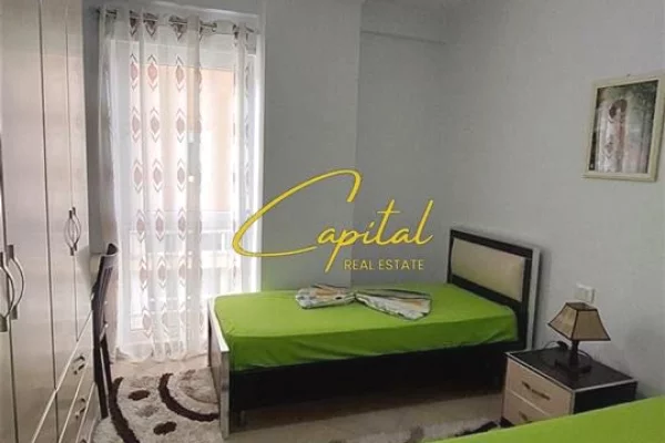 Shtepi me qera 2+1 ne Tirane - 800 Euro