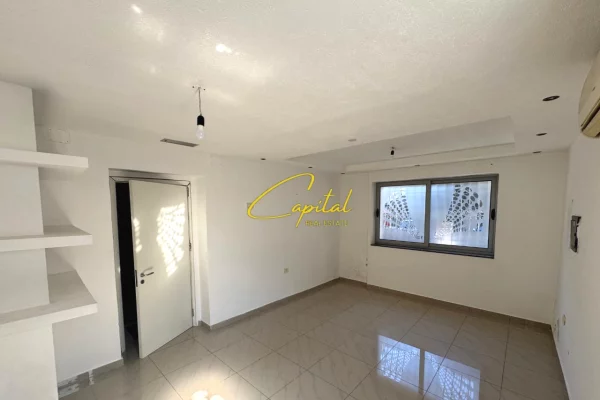 Ambient biznesi me qera 3+1 ne Tirane - 800 Euro