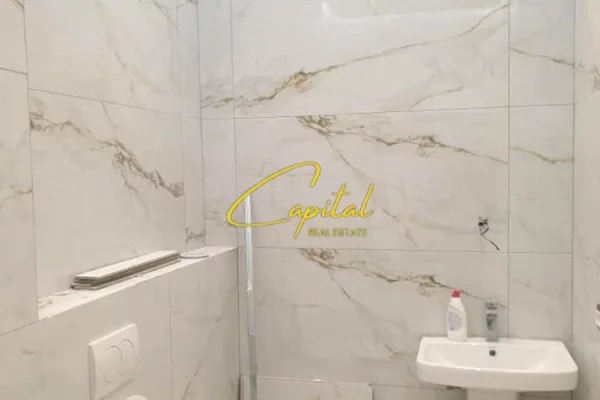 AMBIENT BIZNESI ME QERA 74 M2 ASTIR 1000 EURO