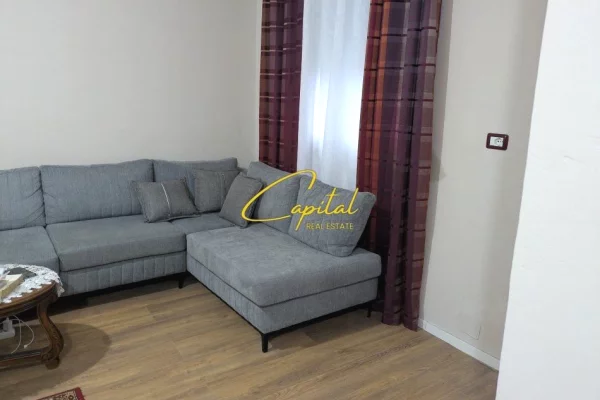 Shtepi me qera 2+1 ne Tirane - 50,000 Leke