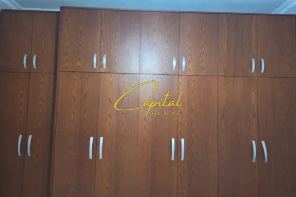 Ambient biznesi me qera 1+1 ne Tirane - 600 Euro