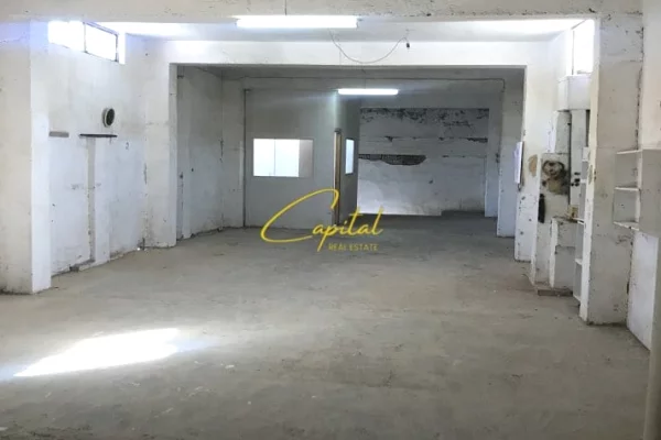 Ambient biznesi me qera 4+1 ne Tirane - 800 Euro