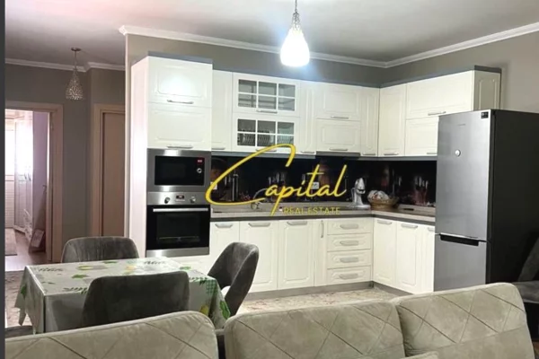 Shtepi me qera 2+1 ne Tirane - 650 Euro