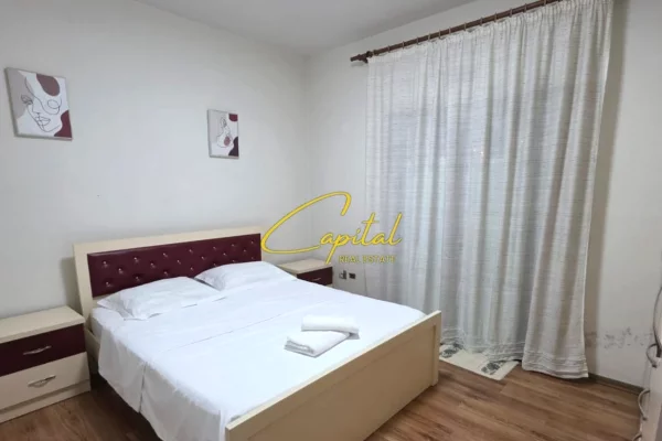 Shtepi me qera 1+1 ne Tirane - 43,000 Leke